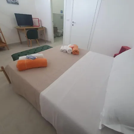 Ellenica Apartment