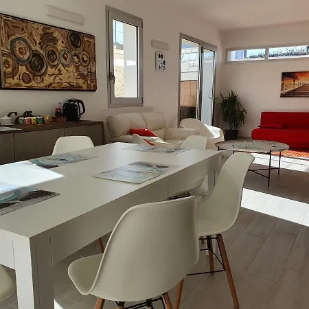 Ellenica Apartment