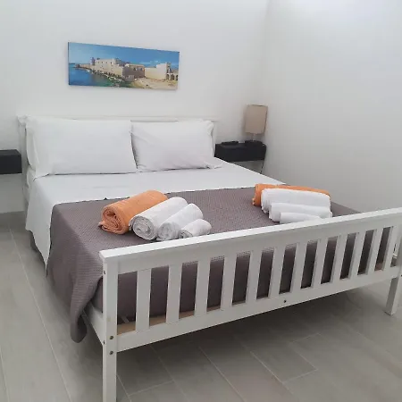 Ellenica Apartment Syracuse